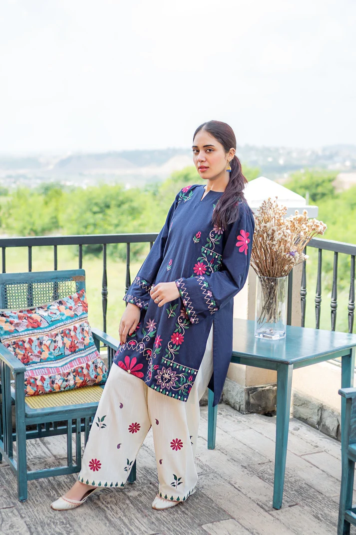 Lawn-2pc Embroidered-5081 - Image 4