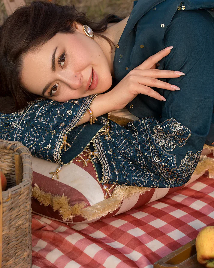 Lawn-3PC Embroidered Shirt with Organza Sequins Embroidered Dupatta- 5062 - Image 5