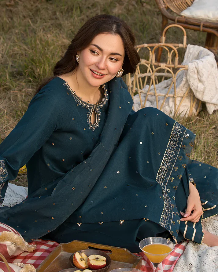 Lawn-3PC Embroidered Shirt with Organza Sequins Embroidered Dupatta- 5062 - Image 4