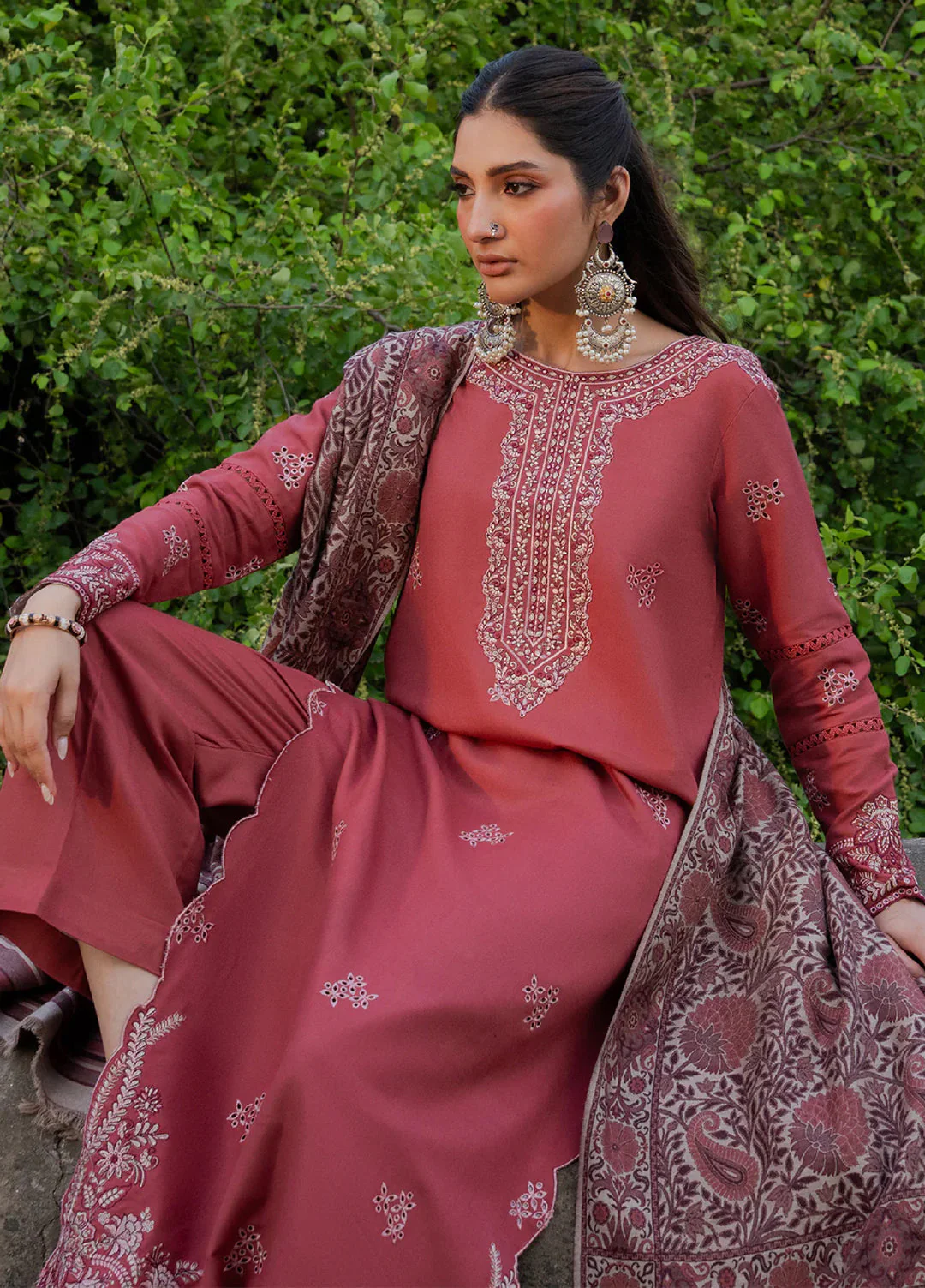 Lawn-3PC Embroidered Shirt with Digital Printed Jacquard Dupatta-5053 - Image 2