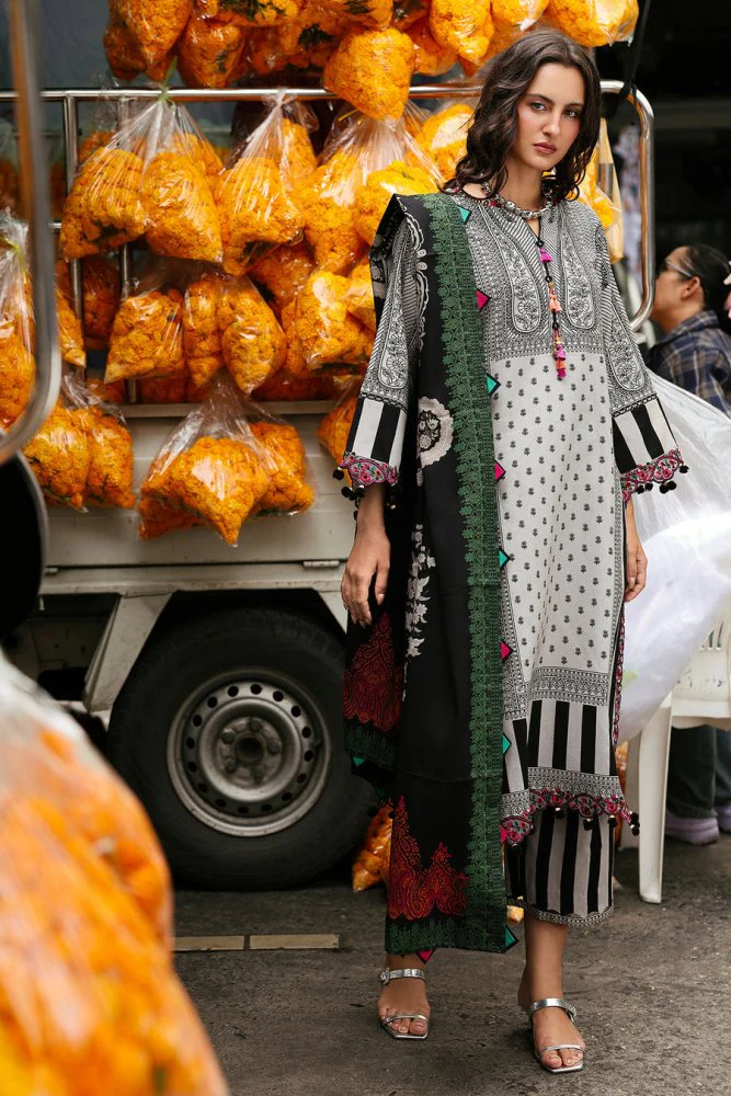 3PC LAWN PRINTED SHIRT WITH VOILE PRINTED DUAPTTA - 4013 - Image 4