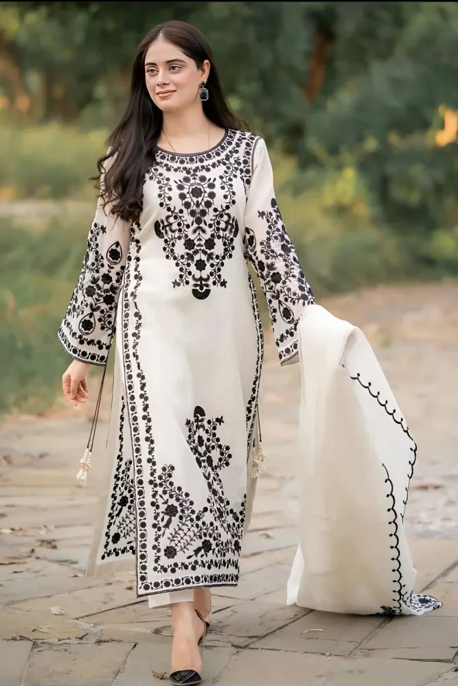 Lawn 3PC Embroidered With Chiffon Embroidered Dupatta-5019