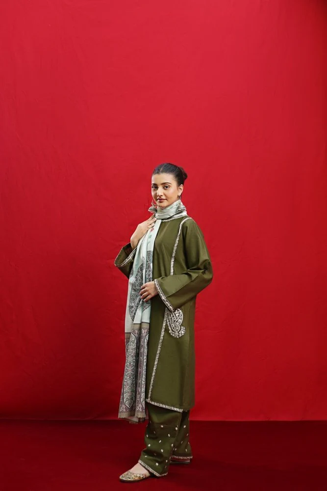 Lawn 3PC Embroidered with Digital Printed Dupatta-1047 - Image 3