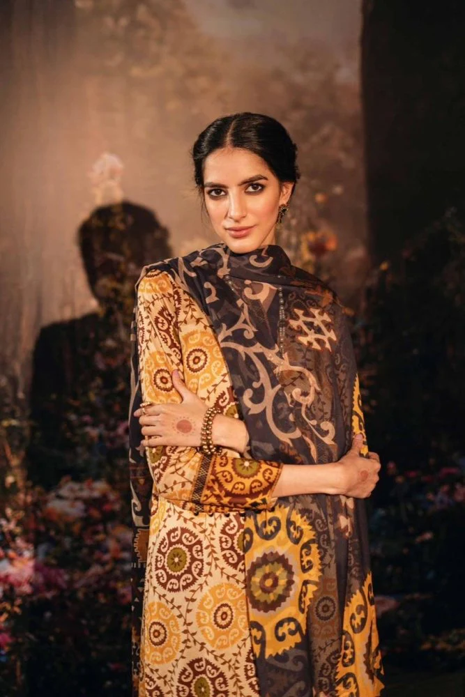 Lawn 3PC Printed With Printed Voile Dupatta-754 - Image 2